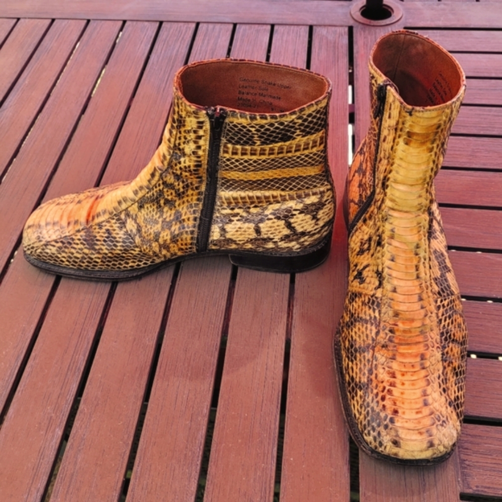 Vero Cuoio Snakeskin Boots